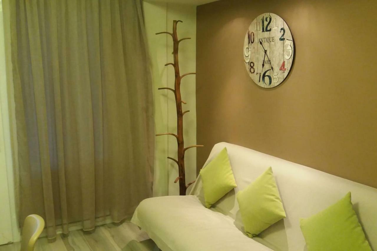 New Luxury Apartments In ปลาเกียส ภายนอก รูปภาพ